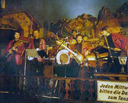 Musicant-Mannheim-Gitarrenladen-08-Tanzband-bei-ZDF-Produktion-Killer