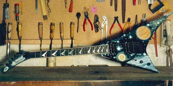 Musicant-Mannheim-Gitarrenladen-35-Gitarre-Details-4