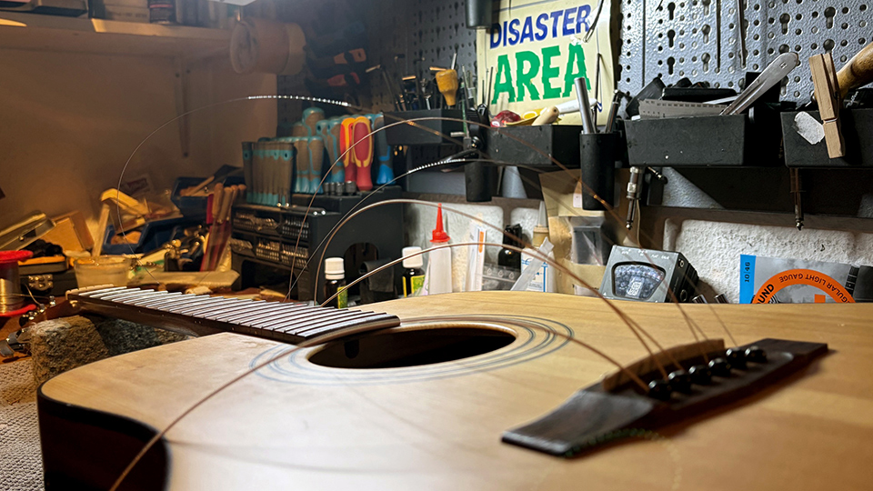 Musicant-Mannheim-Gitarrenladen-47-Werkstatt-02