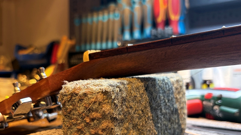 Musicant-Mannheim-Gitarrenladen-48-Werkstatt-03
